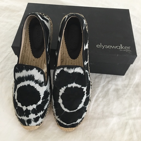 Elyse Walker Dee Espadrille in Tie Dye - Picture 2 of 8